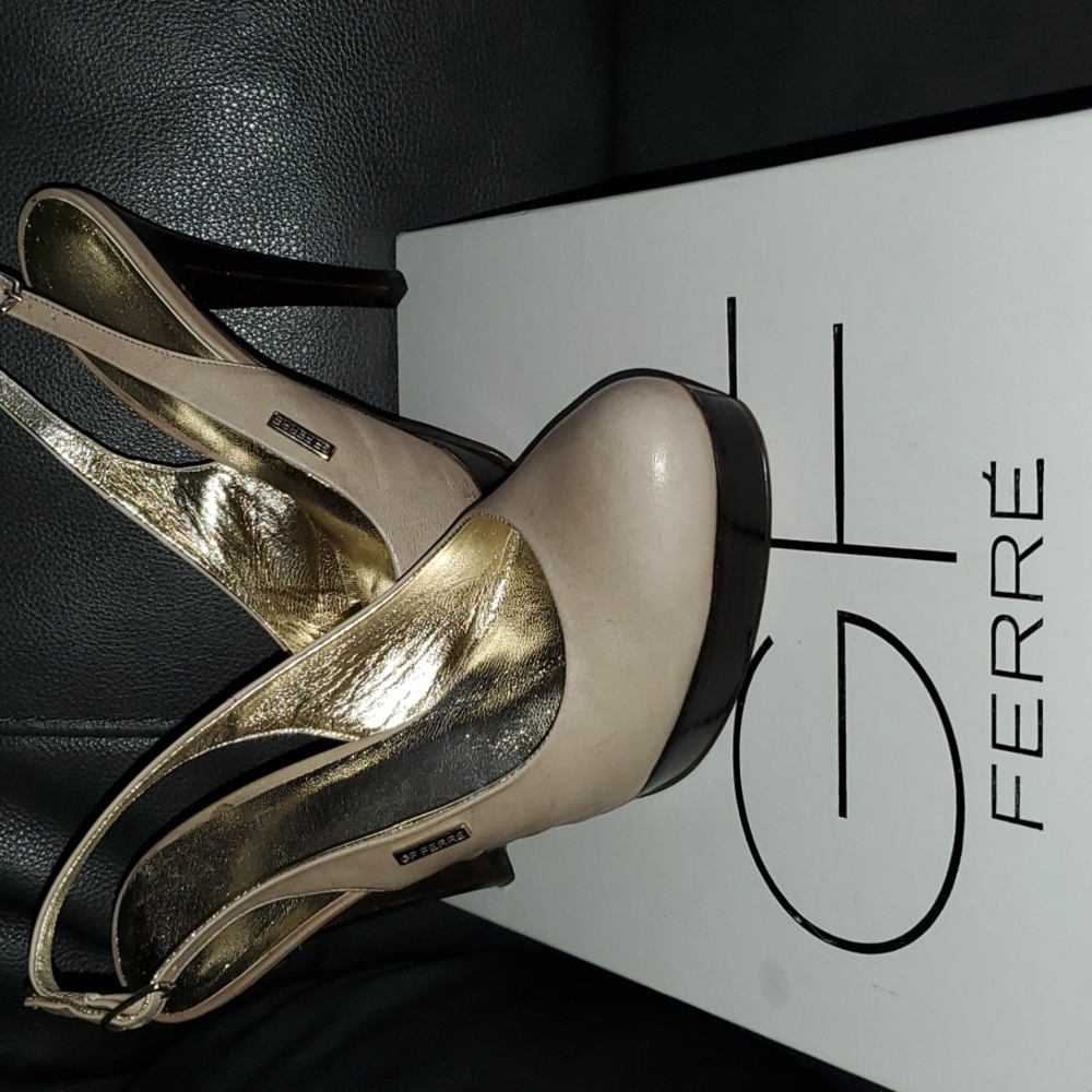 GF FERRE Leather Slingback Heels Sz 6.5 (37)